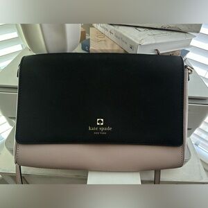 Black and tan Kate spade purse! NWOT!!